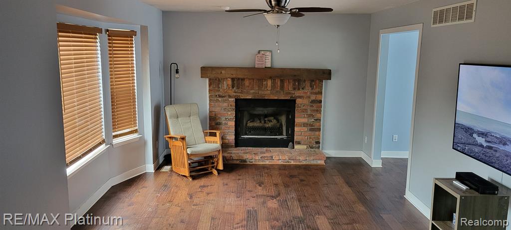 4059 LINK Drive, Brighton, MI 48114 — Photo 5
