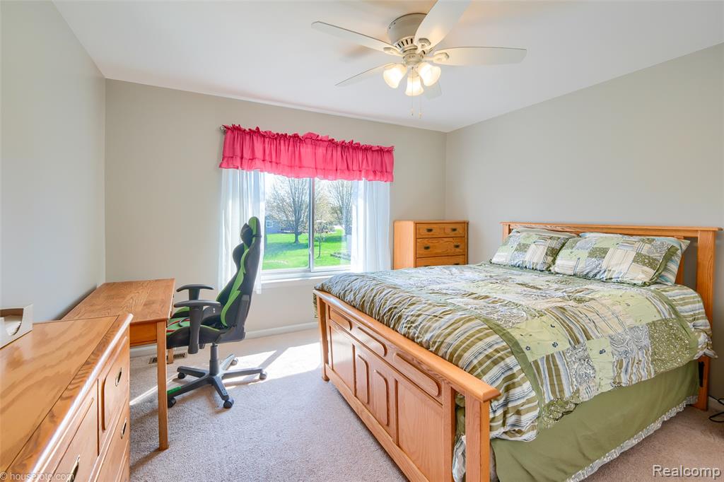 1447 Crystal Pond Drive, Davison, MI 48423 — Photo 41