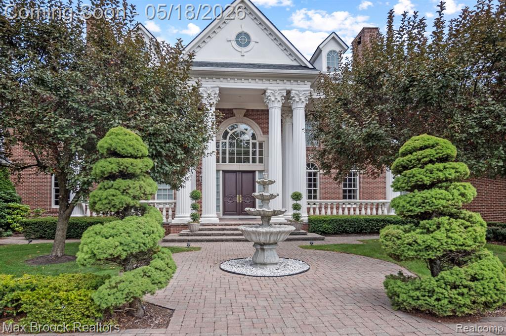 528 Barrington Court - Photo 3