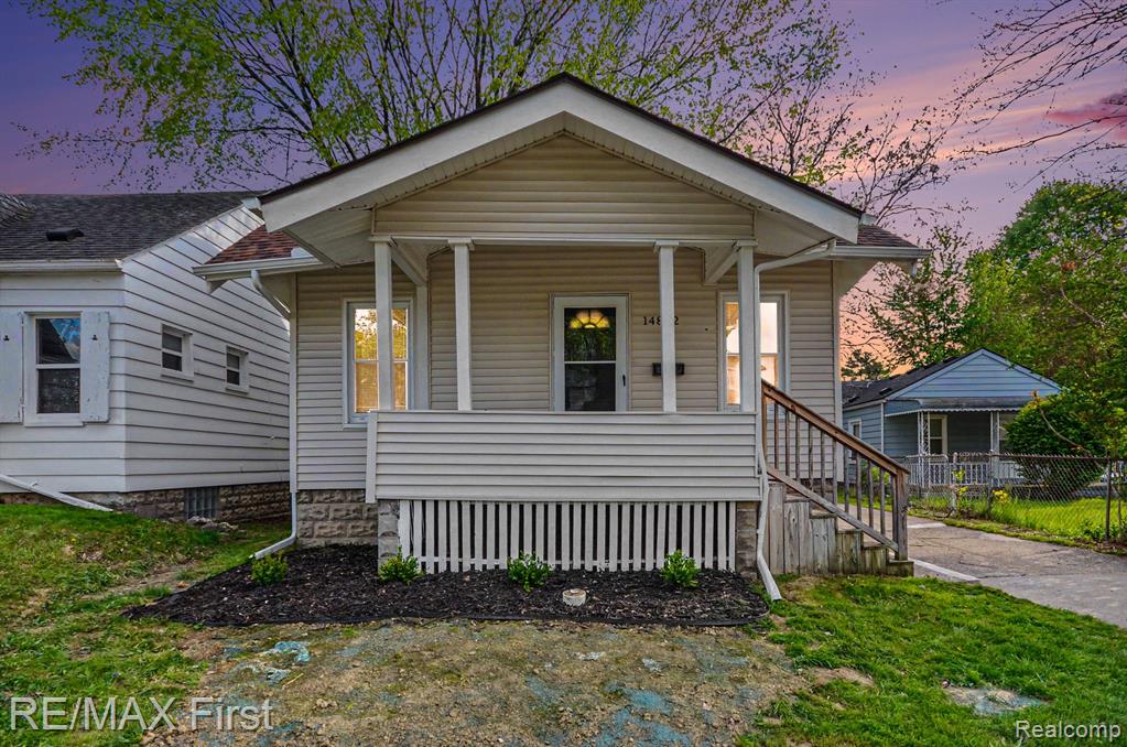 14842 Collinson Avenue, Eastpointe, MI 48021 — front exterior