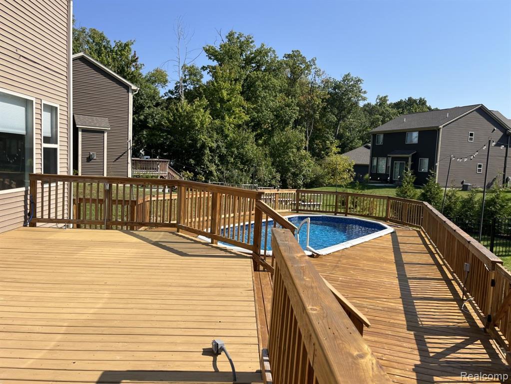 5700 APPIAN Way, Waterford, MI 48329 — Photo 5