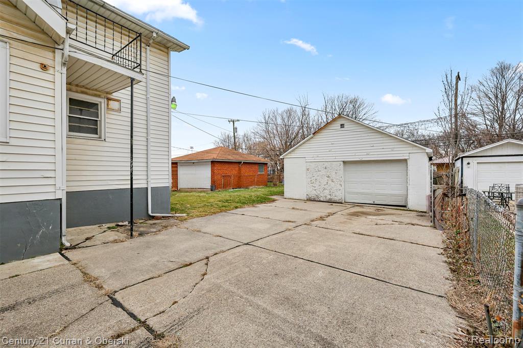 6837 Braun, Center Line, MI 48015 — Photo 30
