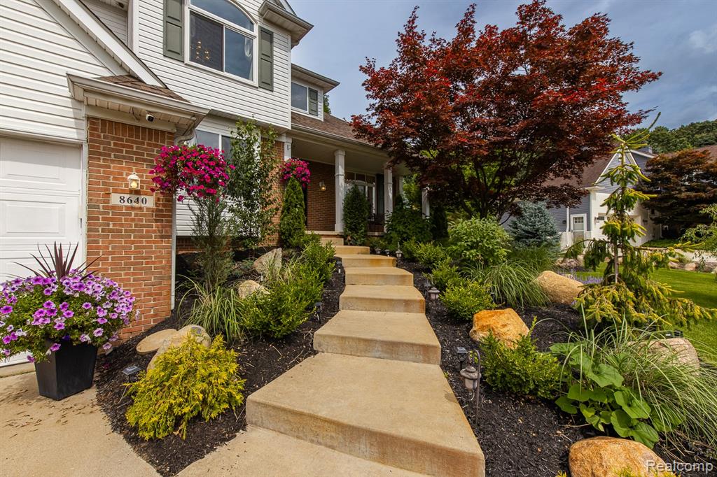 8640 Newport Drive, White Lake, MI — Photo 3