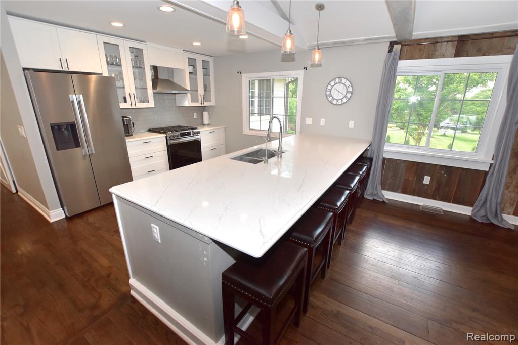 9497 Ellis Road, Clarkston, MI 48348 — Photo 3