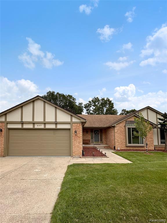 457 LAKE FOREST Road, Rochester Hills, MI 48309 — front exterior