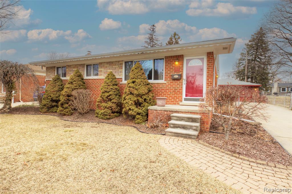 31906 Cambridge Street, Garden City, MI — front exterior