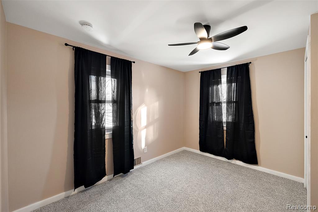 45 N Merrimac Street, Pontiac, MI 48340 — Photo 31