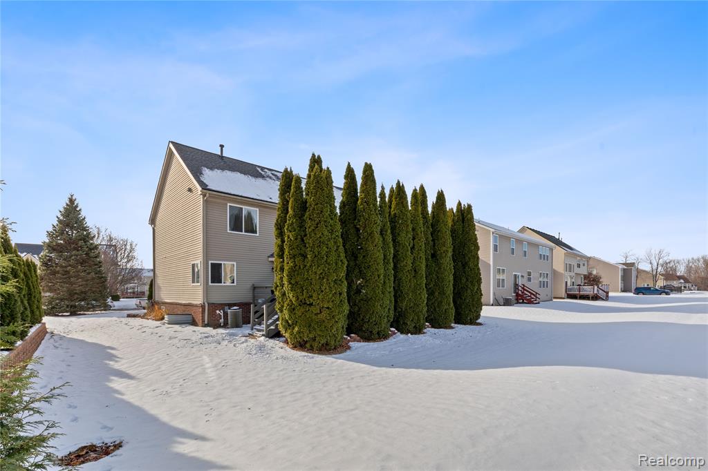 7167 Colchester Lane, Ypsilanti, MI 48197 — Photo 45