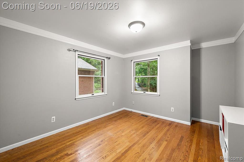 670 Rolling Acres Drive, Ortonville, MI 48462 — Photo 40