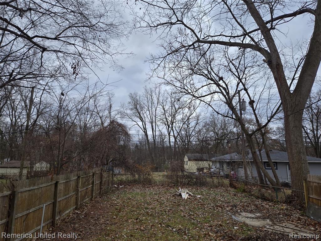 24677 PURITAN, Redford, MI 48239 — Photo 10