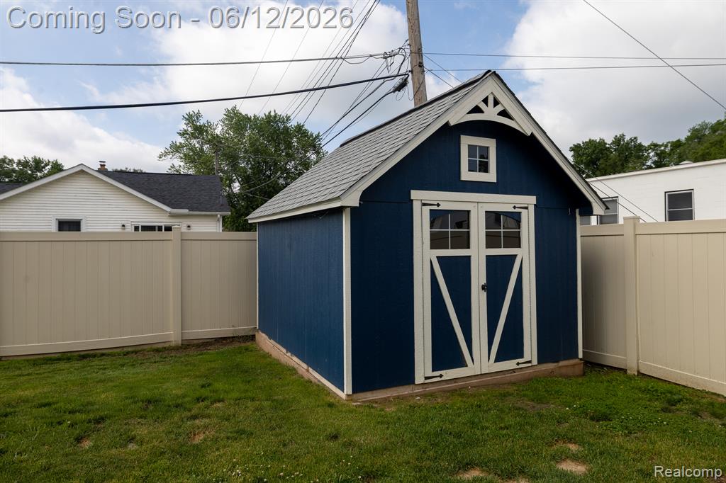 9185 Ashdown Avenue, White Lake, MI — Photo 34