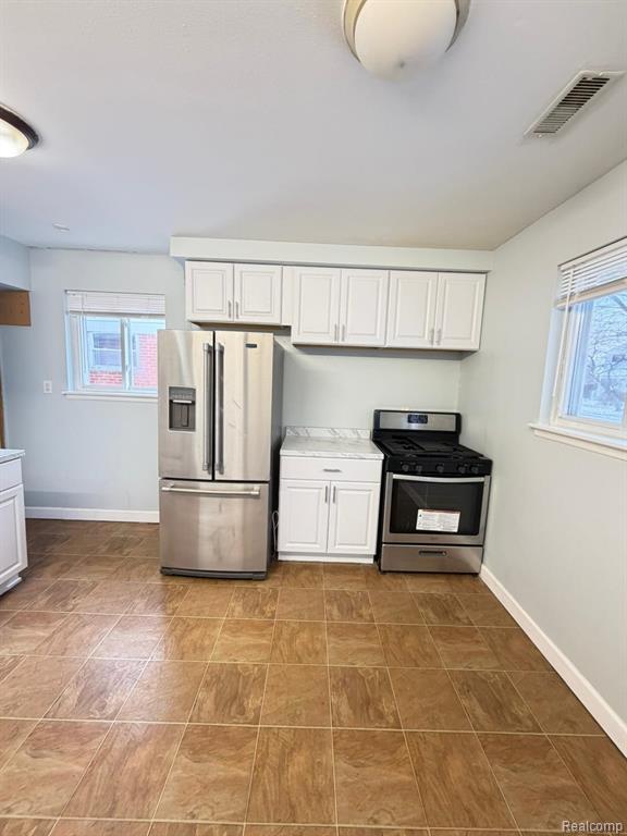 6130 Whitefield Street, Dearborn Heights, MI 48127 — Photo 5