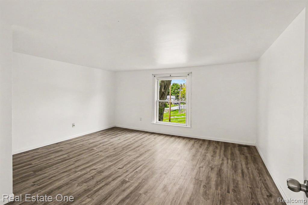 103 Stockbridge Street, Gregory, MI 48137 — Photo 18
