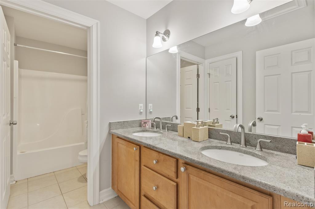 7759 W Branch Court, Ypsilanti, MI 48197 — Photo 39