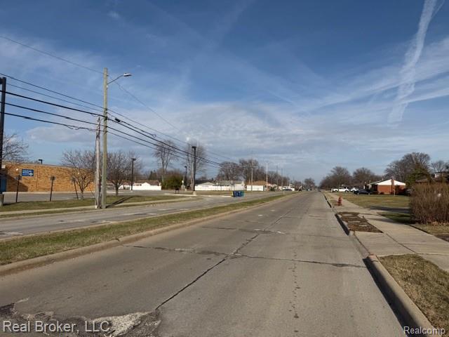 30221 Maplewood Street, Garden City, MI — Photo 29
