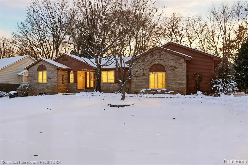 8930 Twin Lakes Drive, White Lake, MI — Photo 2