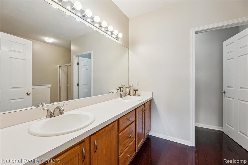 1490 FOX POINTE Circle, Ann Arbor, MI 48108 — Photo 22