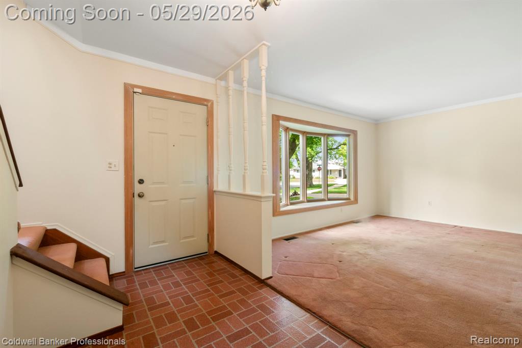 9310 Oakcliffe Drive, Plymouth, MI 48170 — Photo 17