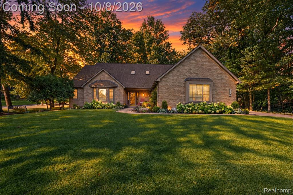 2236 Quiet Valley Trail, Brighton, MI 48114