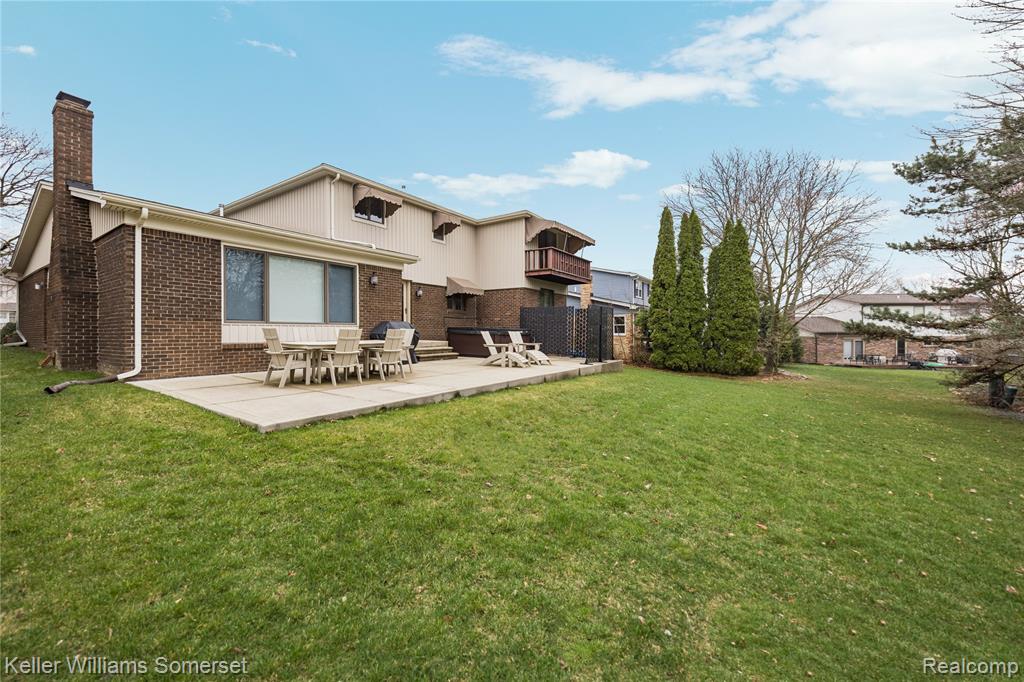 447 Antoinette Drive, Rochester Hills, MI 48309 — Photo 65