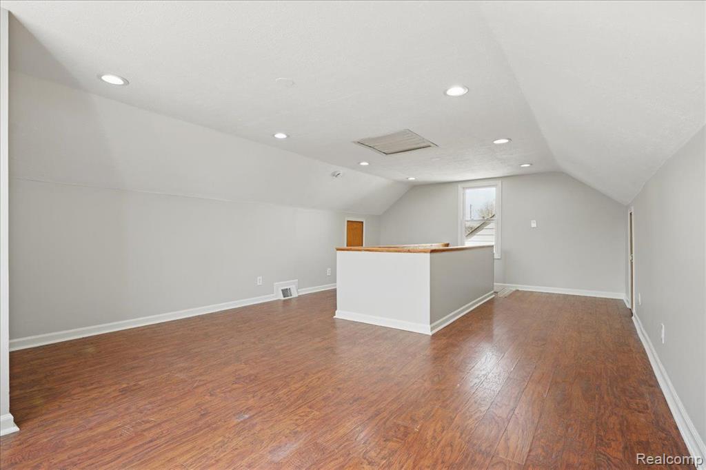 46 E LONGFELLOW Avenue, Pontiac, MI 48340 — Photo 27