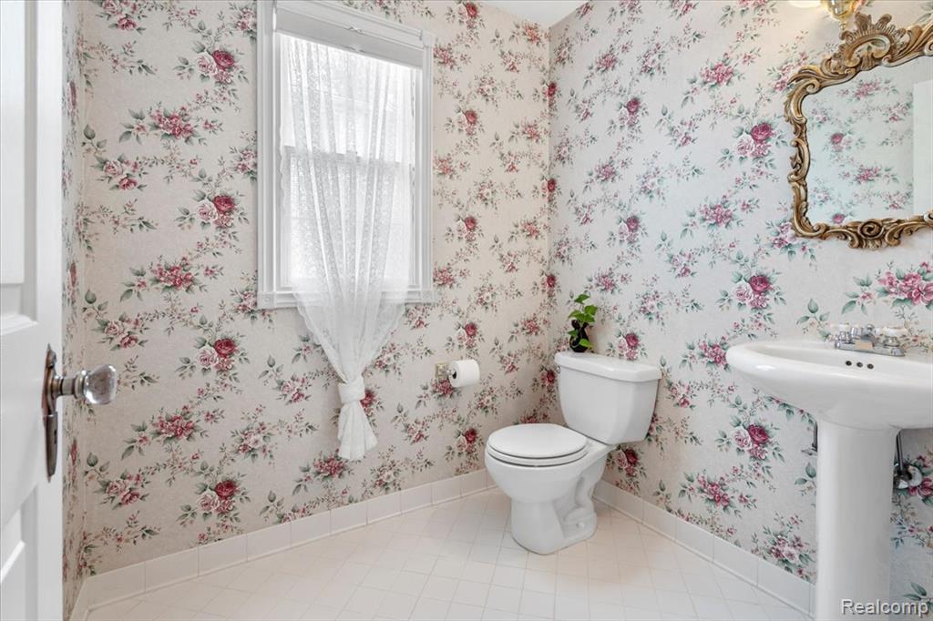 501 Plum Street, Wyandotte, MI 48192 — Photo 26