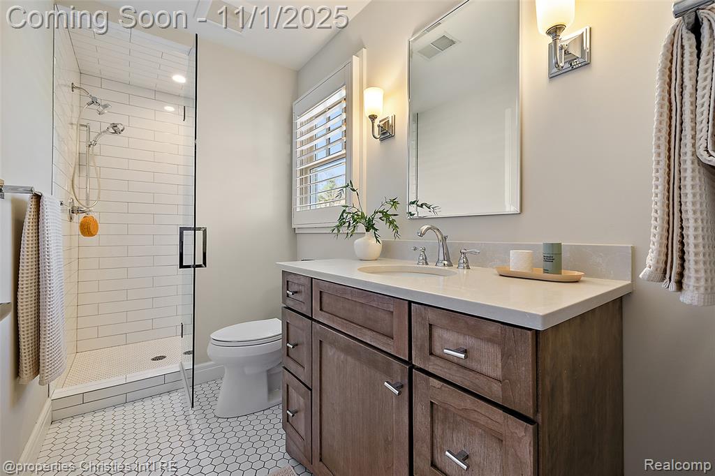 680 Shepardbush Street, Birmingham, MI 48009 — Photo 41