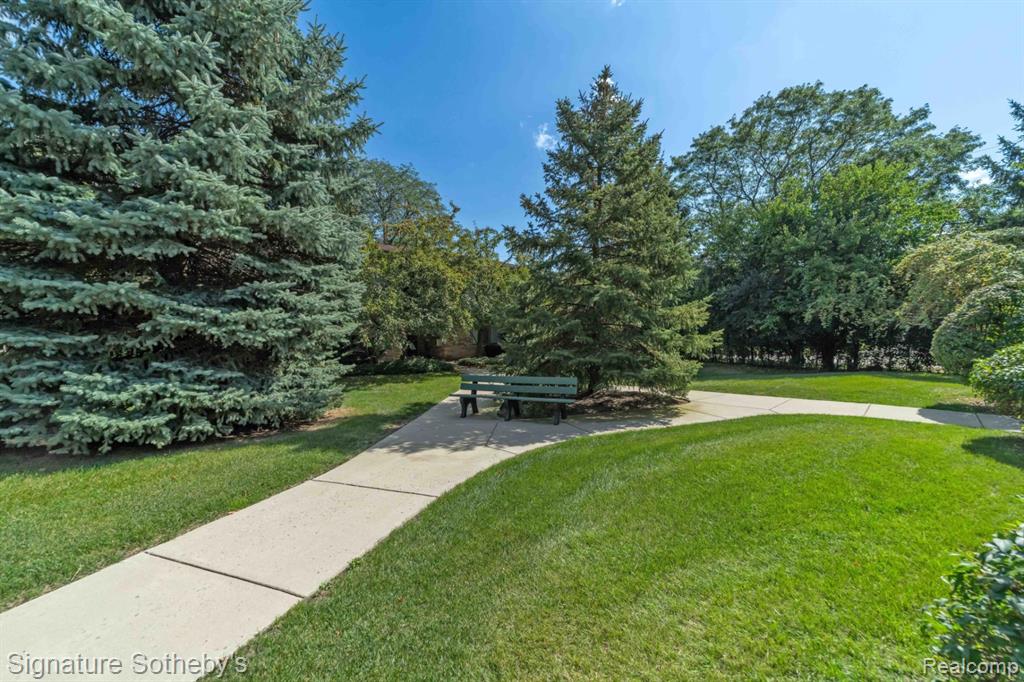 396 Concord Place, 3, Bloomfield Hills, MI 48304 — Photo 22