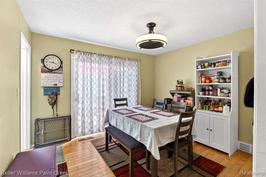 700 Coolidge Drive, Midland, MI 48642 — Photo 9
