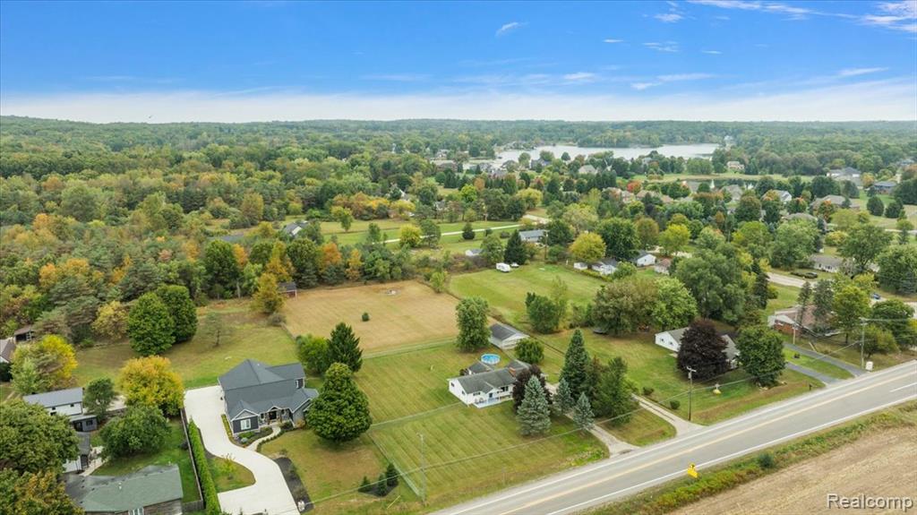 8918 Davisburg Road, Clarkston, MI 48348 — Photo 45
