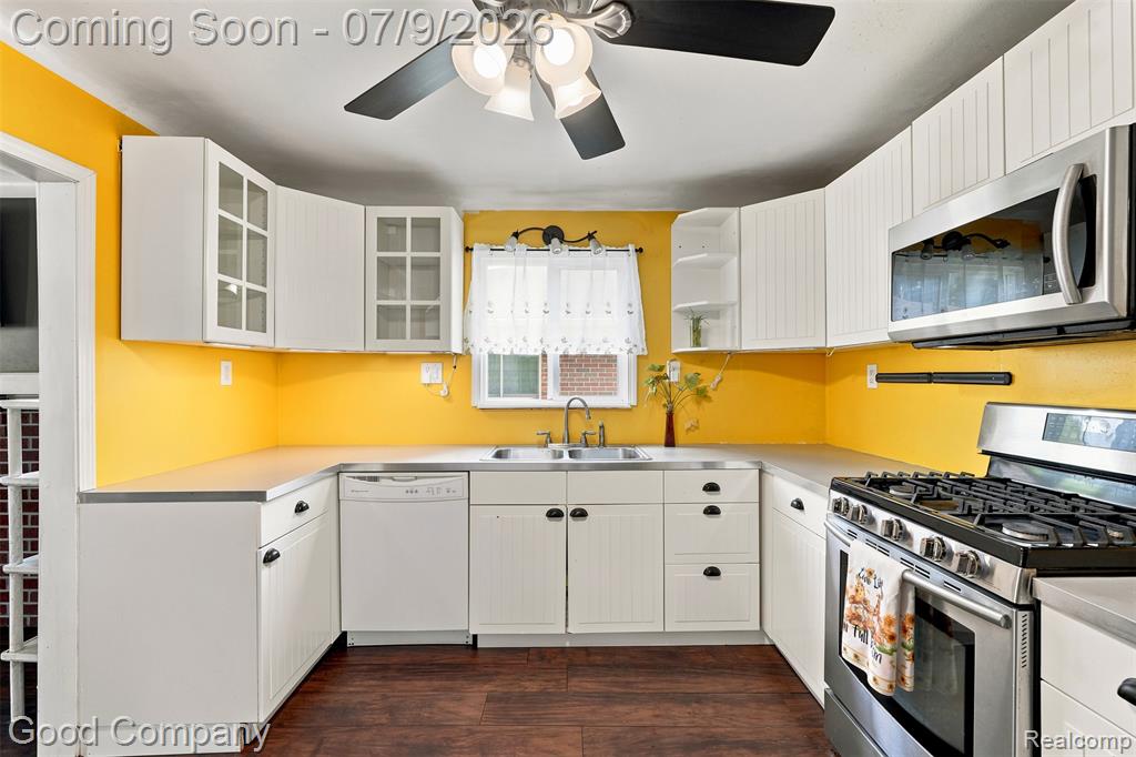 412 Chippewa Street, Clawson, MI — Photo 8