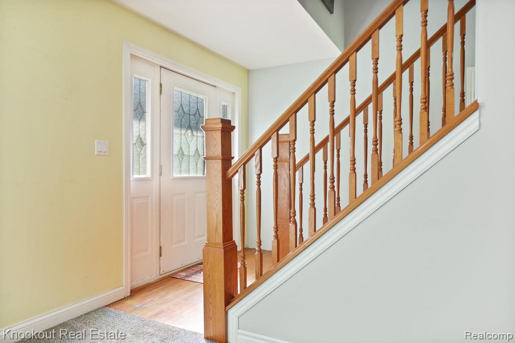 7080 Oak Park Drive, Vassar, MI 48768 — Photo 8