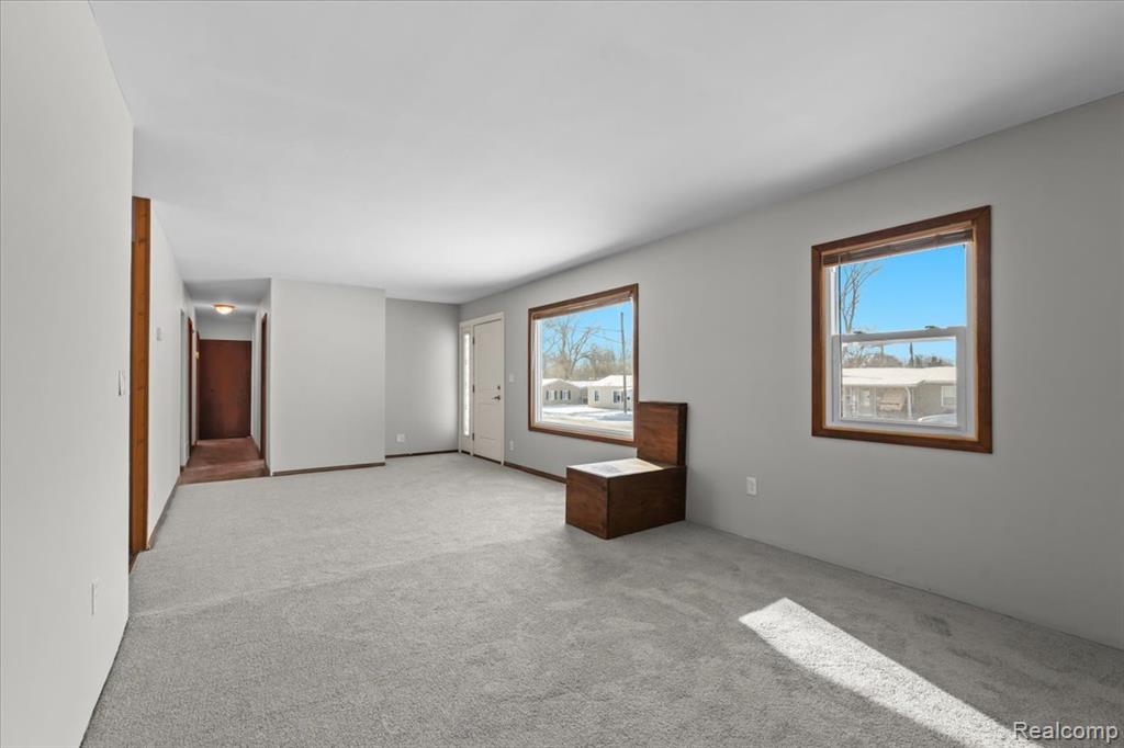 6123 Stephen, Brighton, MI 48116 — Photo 4