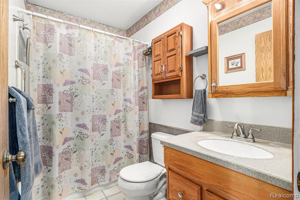 5627 Fairgrove Road, Fairgrove, MI 48733 — Photo 12