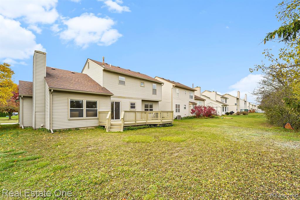 3599 PARKLAWN Drive, Canton, MI 48188 — Photo 45