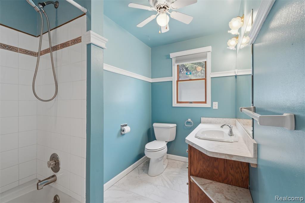 3843 Hooker Road, Pinckney, MI 48169 — Photo 16