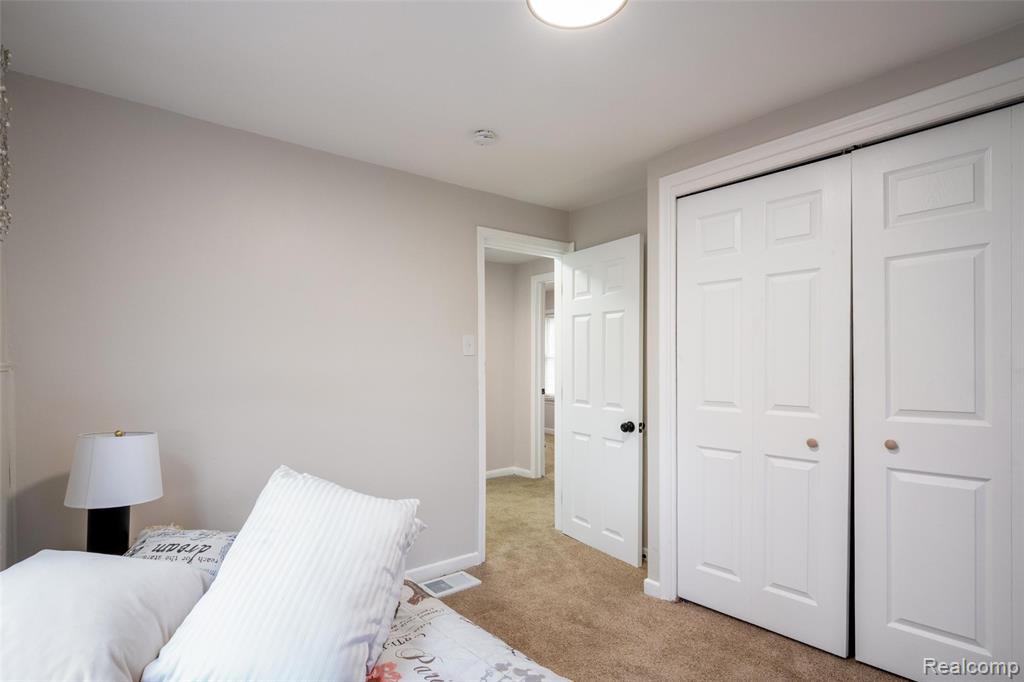 8210 Westpoint Street, Taylor, MI 48180 — Photo 25