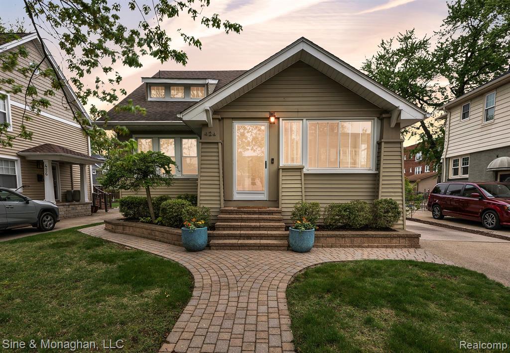424 W Hudson Avenue, Royal Oak, MI 48067 — Photo 46