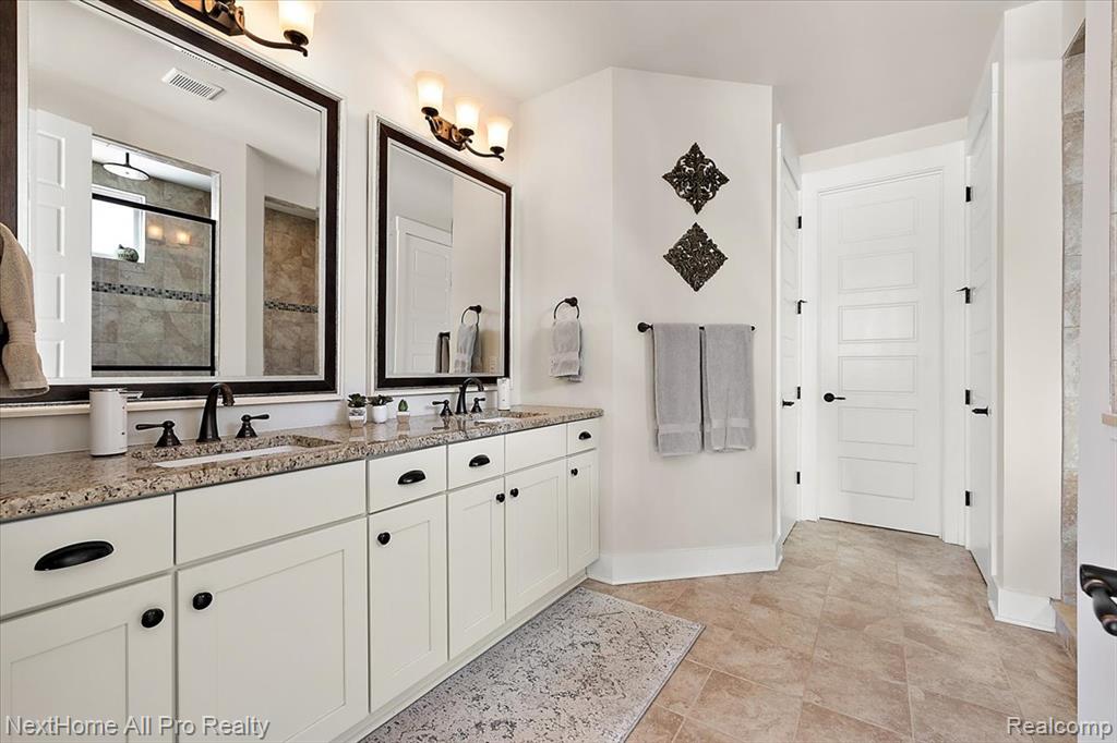 22841 Shepherds Hollow Drive, South Lyon, MI 48178 — Photo 24