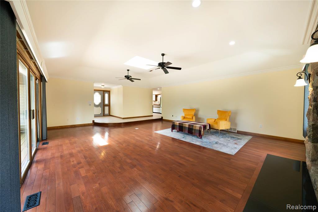 7806 Circle Boulevard, West Bloomfield, MI 48323 — Photo 8