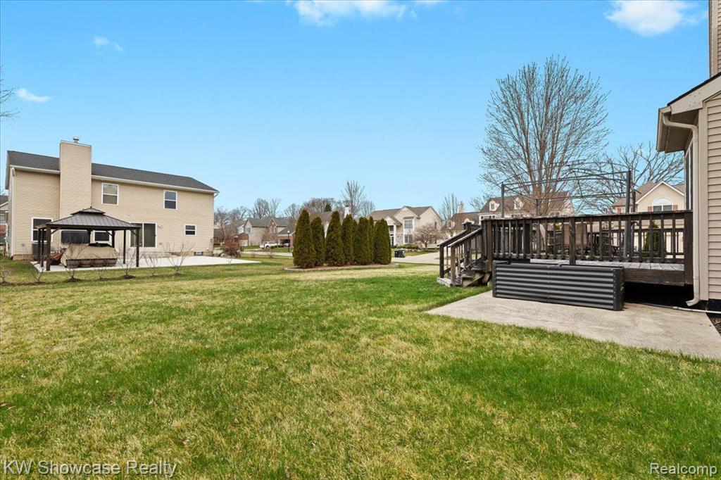 1042 POLO Drive, South Lyon, MI 48178 — Photo 31