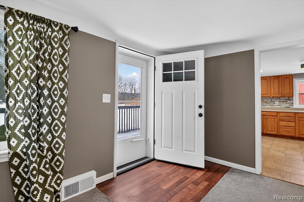 23650 Elwell Road, Belleville, MI 48111 — Photo 4