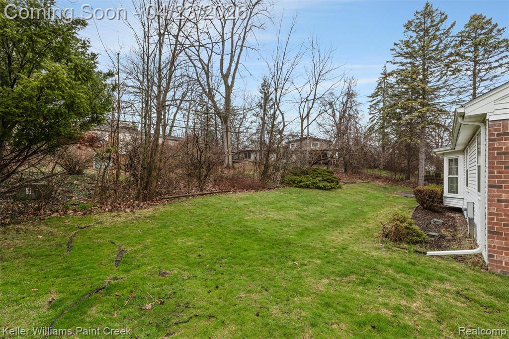 4330 S McNay Court, West Bloomfield, MI 48323 — Photo 34