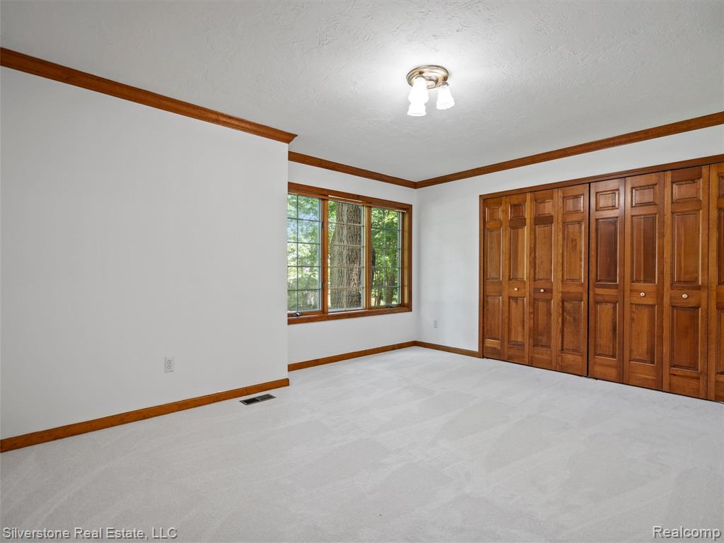 8065 Nathan Oscar Drive, White Lake, MI — Photo 38