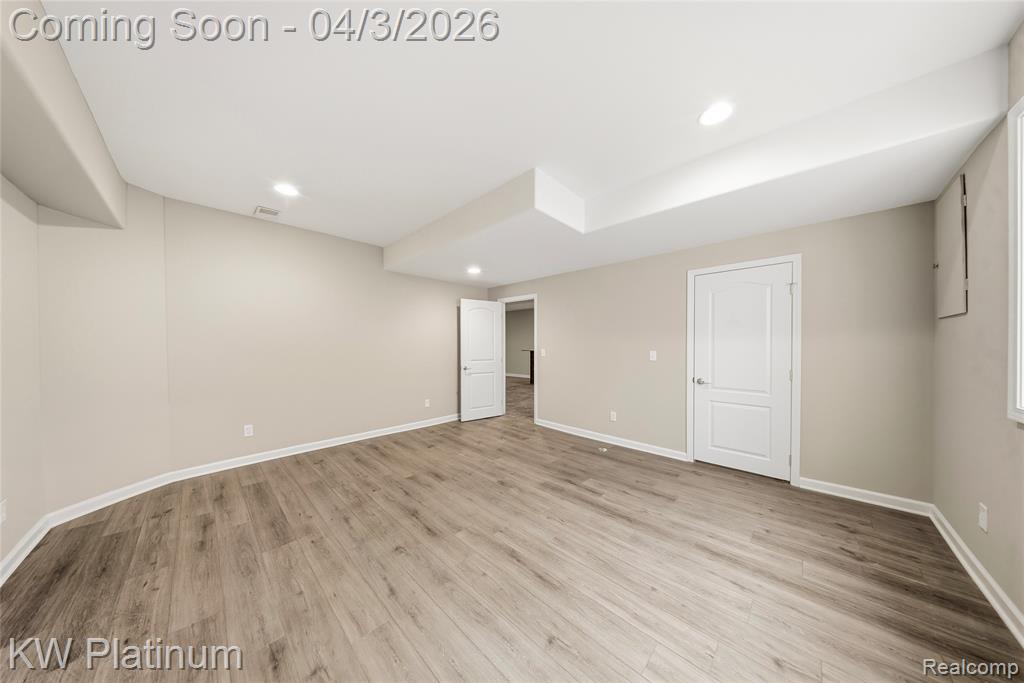 48877 Point Lakeview Drive, Chesterfield, MI 48047 — Photo 58