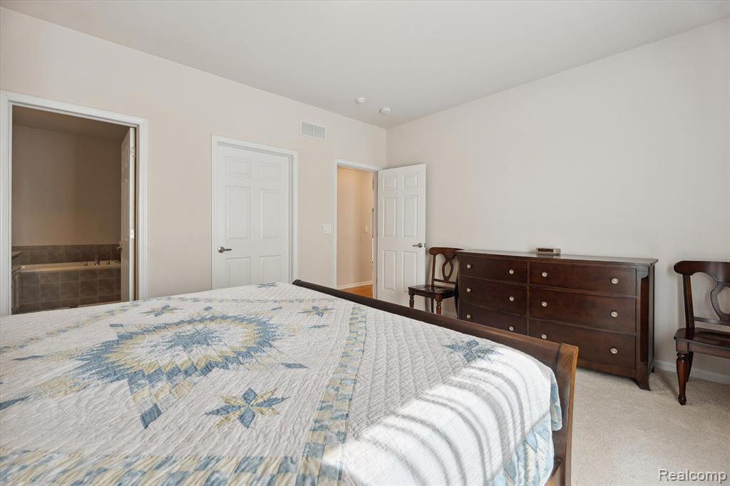 4227 LONEBRIDGE Circle, Canton, MI 48188 — Photo 23
