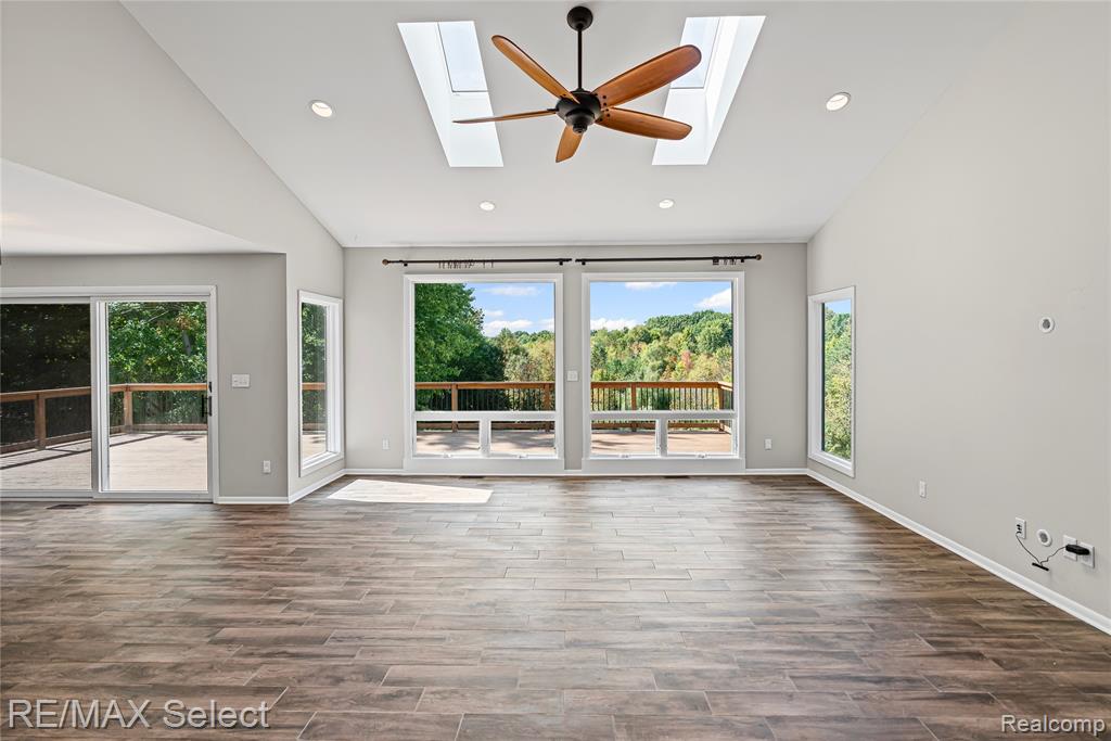 6056 Atlas Road, Grand Blanc, MI 48439 — Photo 11