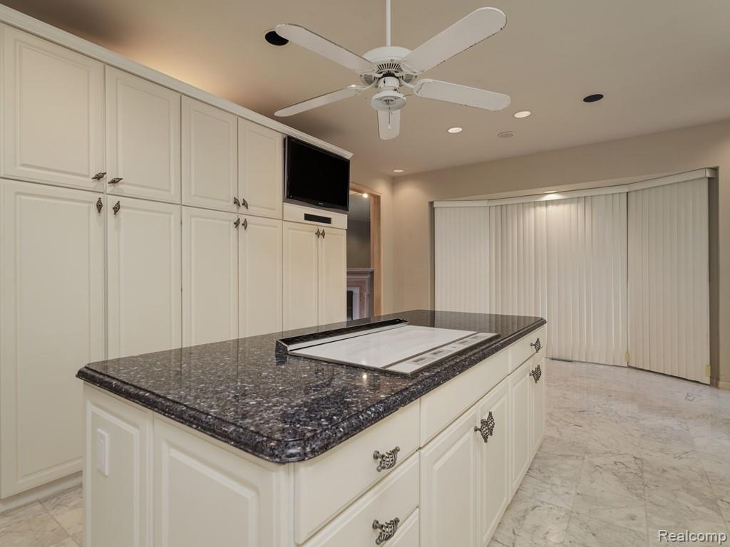 43564 Scenic Lane, Northville, MI 48167 — Photo 22