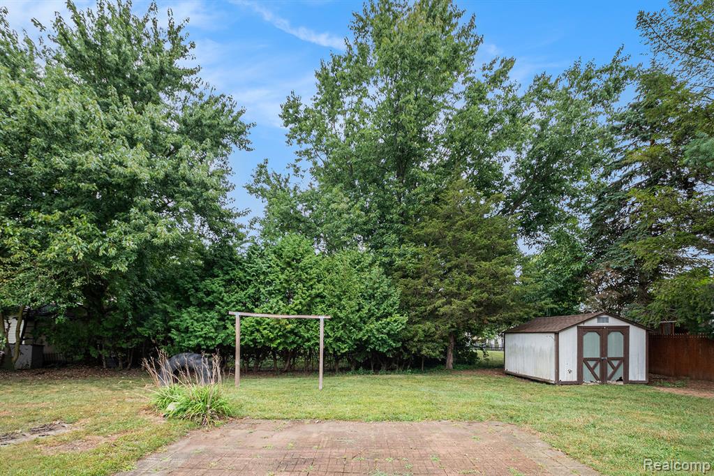 621 Vincent Street, Pinckney, MI 48169 — Photo 19