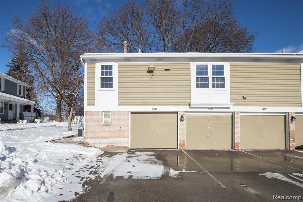 20940 E Glen Haven Circle, 46, Northville, MI 48167 — Photo 20